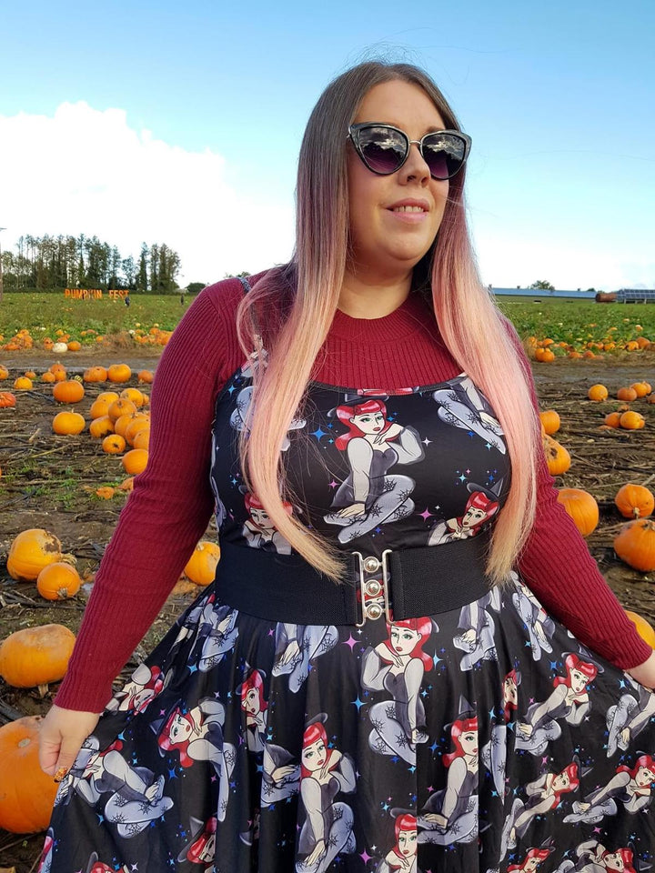 Pinup witch
